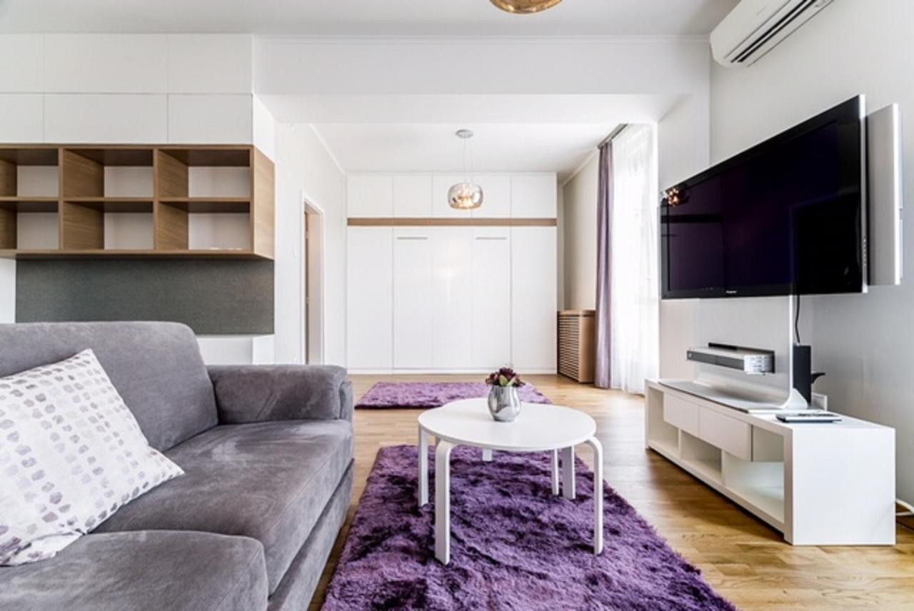 Breathless Basilika View Elegant Flat With Balcony Need Reservation X Free Parking Budapest Exteriör bild
