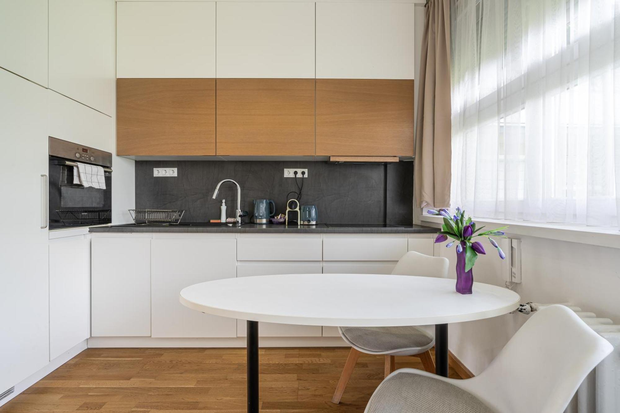 Breathless Basilika View Elegant Flat With Balcony Need Reservation X Free Parking Budapest Exteriör bild