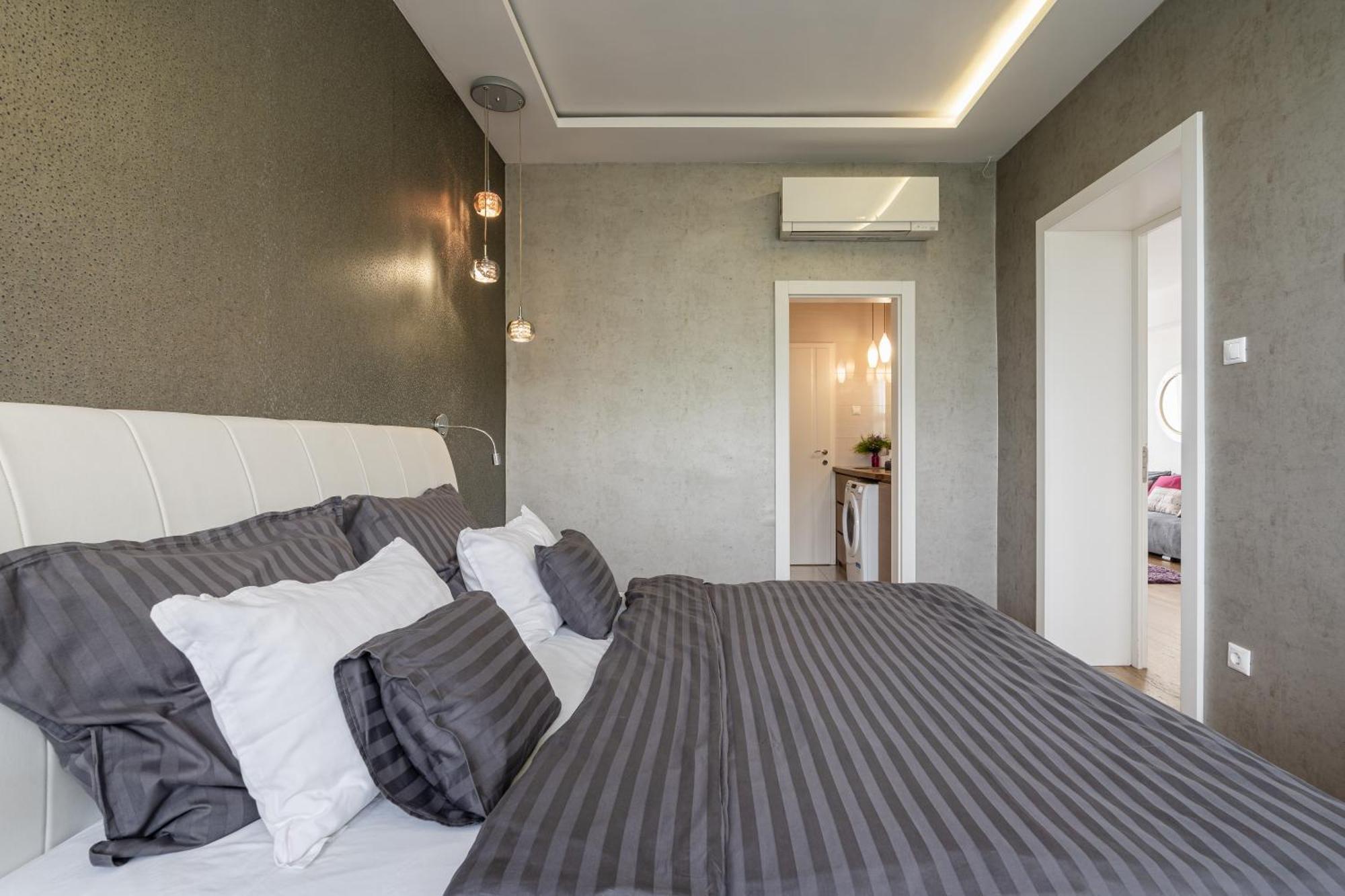 Breathless Basilika View Elegant Flat With Balcony Need Reservation X Free Parking Budapest Exteriör bild